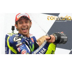 Petinggi Honda Memberikan Selamat Untuk Rossi | Agen Bola Online | Judi Bola