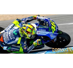 Insiden Jatuhnya pembalap Valentino Rossi | Casino Online | Judi Casino Online