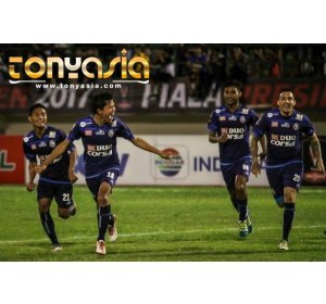 Arema Advanced to Semifinal After Win Over Sriwijaya FC | Sport Betting | Online Sport Betting